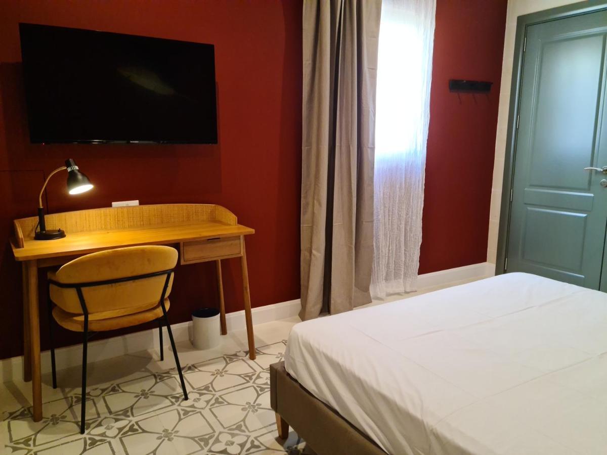 Bed and Breakfast The Carob Tree Виктория Экстерьер фото
